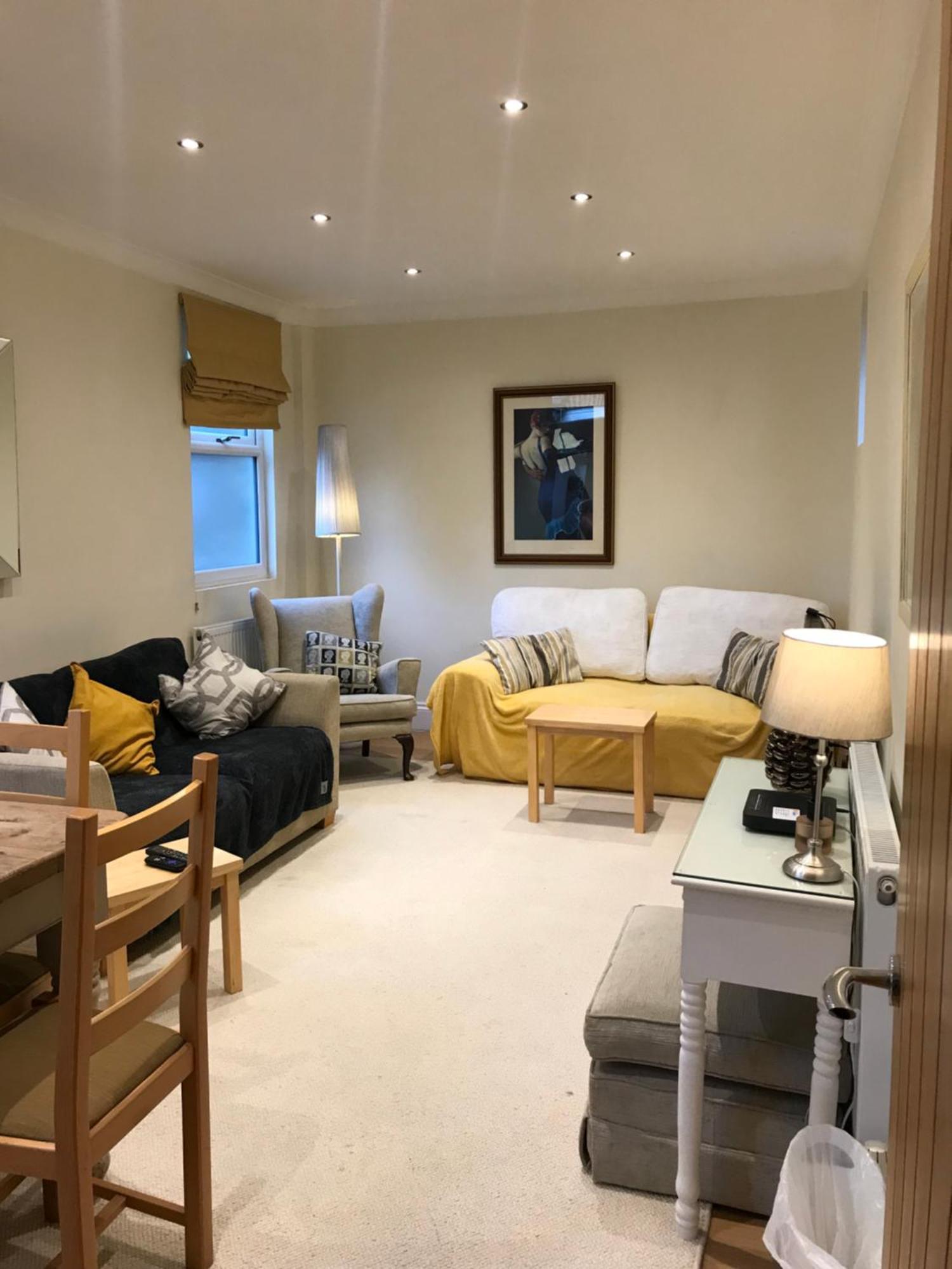 הוילה Stylish & Spacious 3 Bed Victorian House Sleeps Up To 7 - Near O2, Museums, Excel, Mazehill Station 12 Mins Direct Into London Bridge מראה חיצוני תמונה