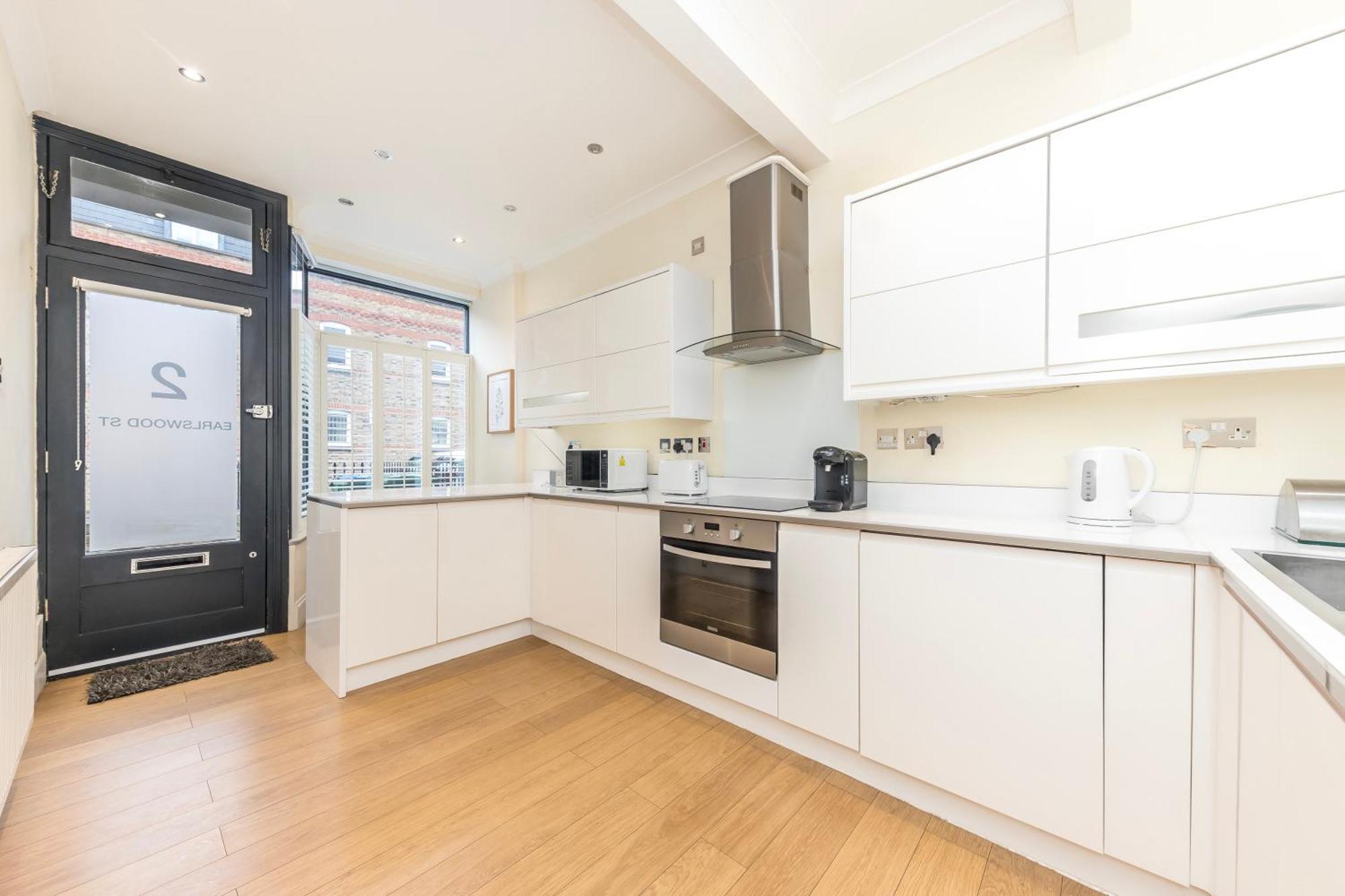 Stylish & Spacious 3 Bed Victorian House Sleeps Up To 7 - Near O2, Museums, Excel, Mazehill Station 12 Mins Direct Into London Bridge מראה חיצוני תמונה